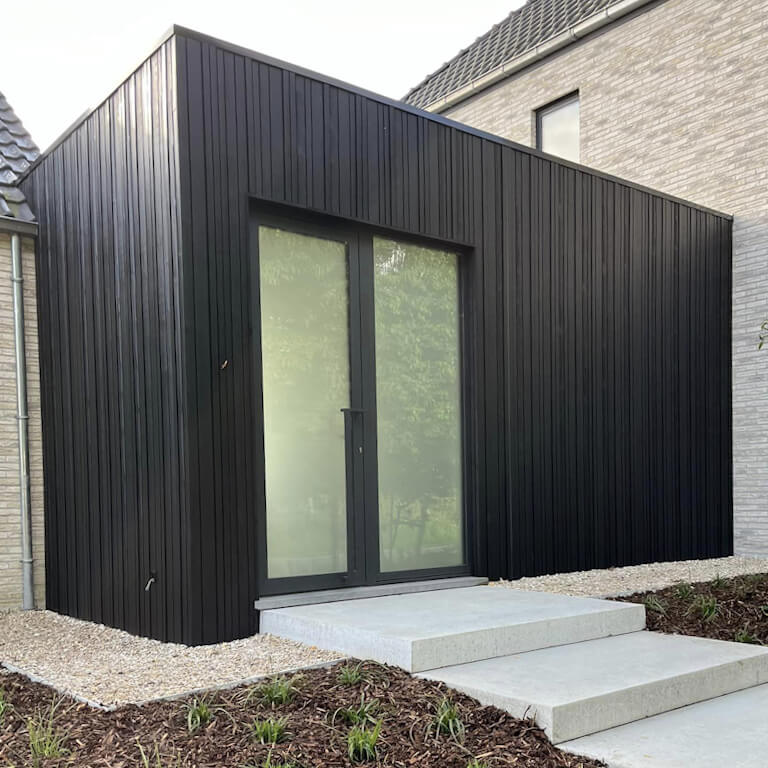 Gevelbekleding bijgebouw